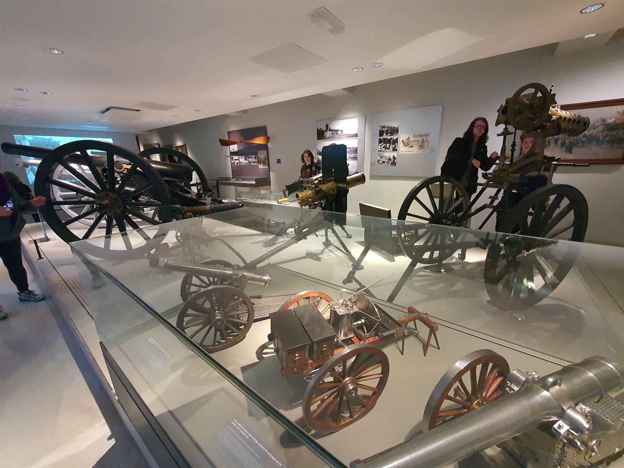 Artillery and early military vehicle gallery at Musée de l'Armée, Paris